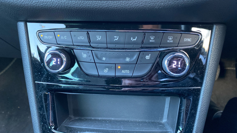 Vauxhall Astra 1.5 Turbo D Griffin Edition 5dr Diesel Hatchback